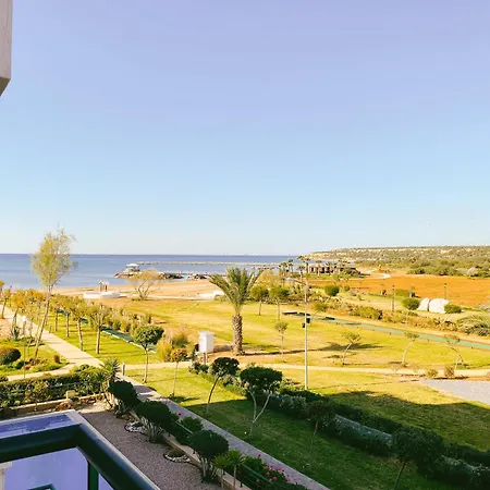 شقة Stunning 2 Bedroom With Sea And Mountain View *