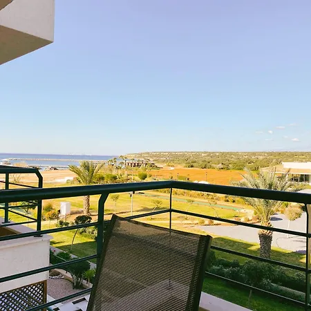 شقة Stunning 2 Bedroom With Sea And Mountain View