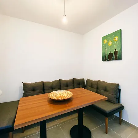 شقة Stunning 2 Bedroom With Sea And Mountain View *