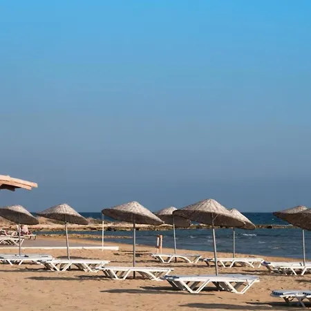 شقة Stunning 2 Bedroom With Sea And Mountain View *